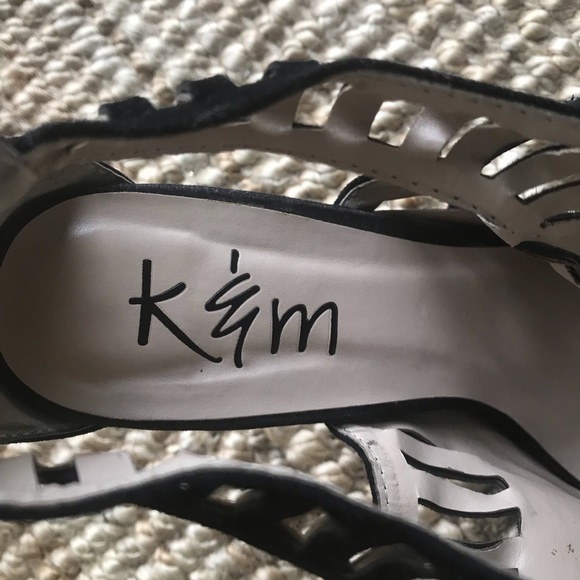 K&M black suede  heels size 8 - Picture 2 of 3